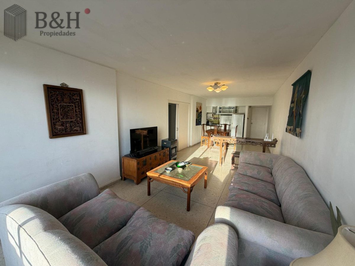 Apartamento ID.7281 - Apartamento de 2 dormitorios y medio en Punta del este , Gorlero , Península 