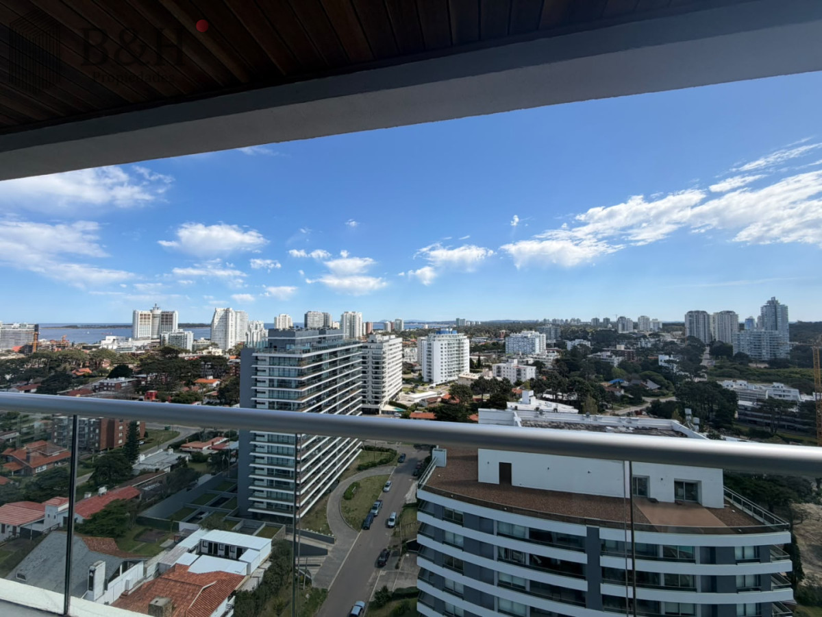 Apartamento ID.7101 - Apartamento en venta de 2 dormitorios en Playa brava , Punta del este 
