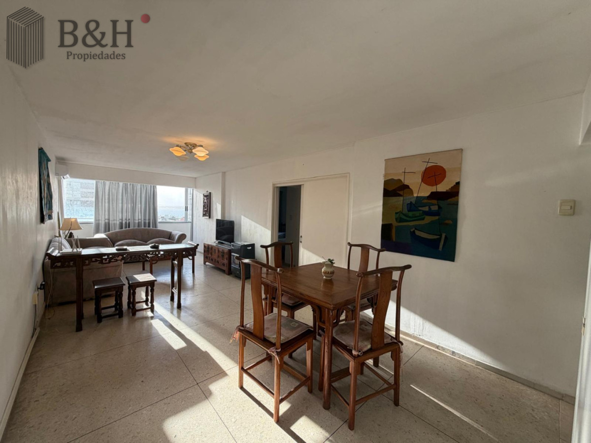 Apartamento ID.7281 - Apartamento de 2 dormitorios y medio en Punta del este , Gorlero , Península 