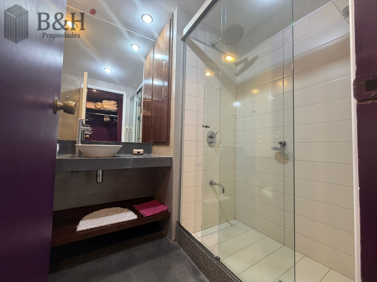 Apartamento ID.7433 - Apartamento en venta de 1 dormitorios en Punta del este , Península 