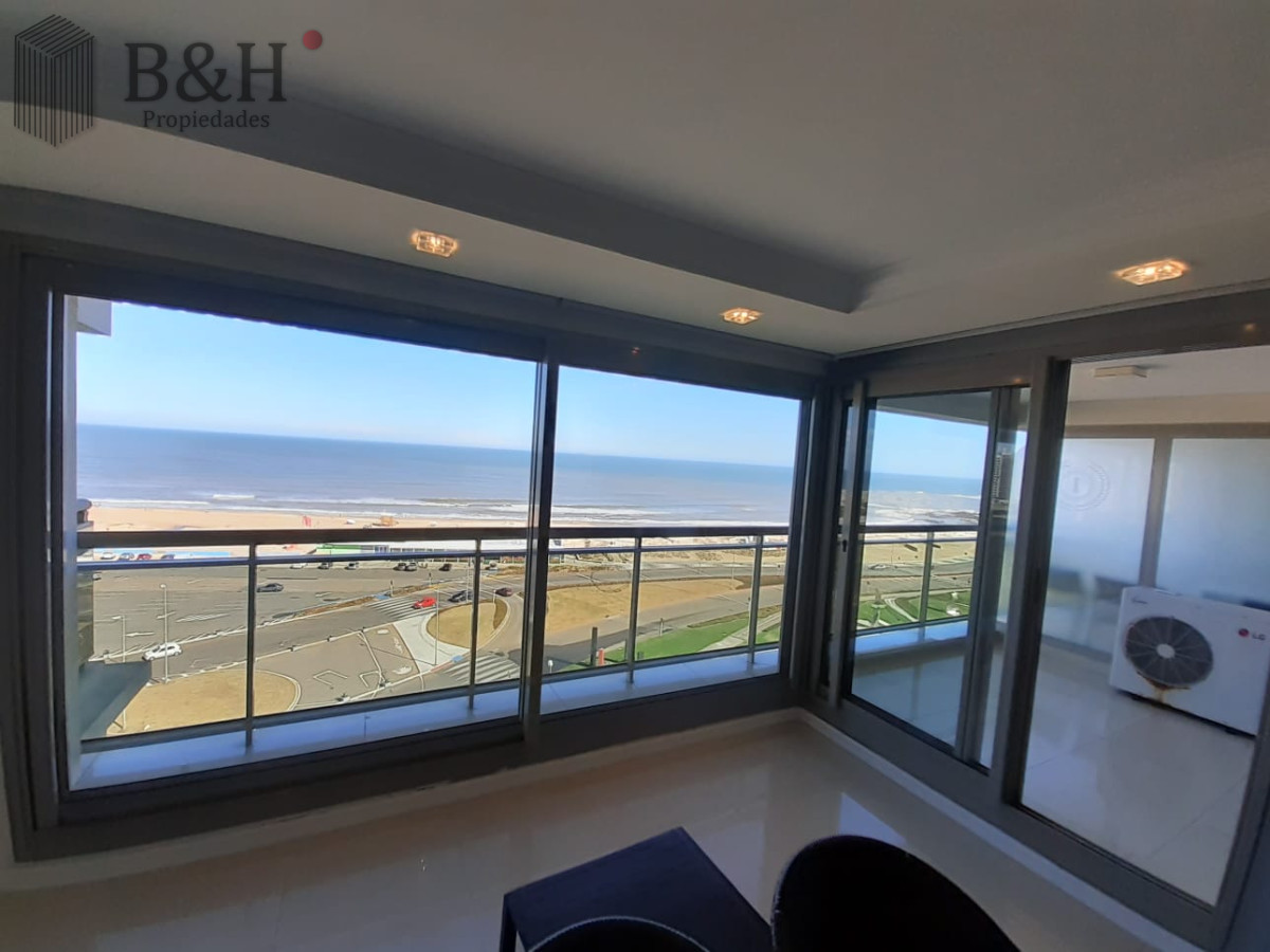 Apartamento ID.5978 - Apartamento en Alquiler de 3 Dormitorios en Punta del este , Playa Brava , Torre Imperiale 