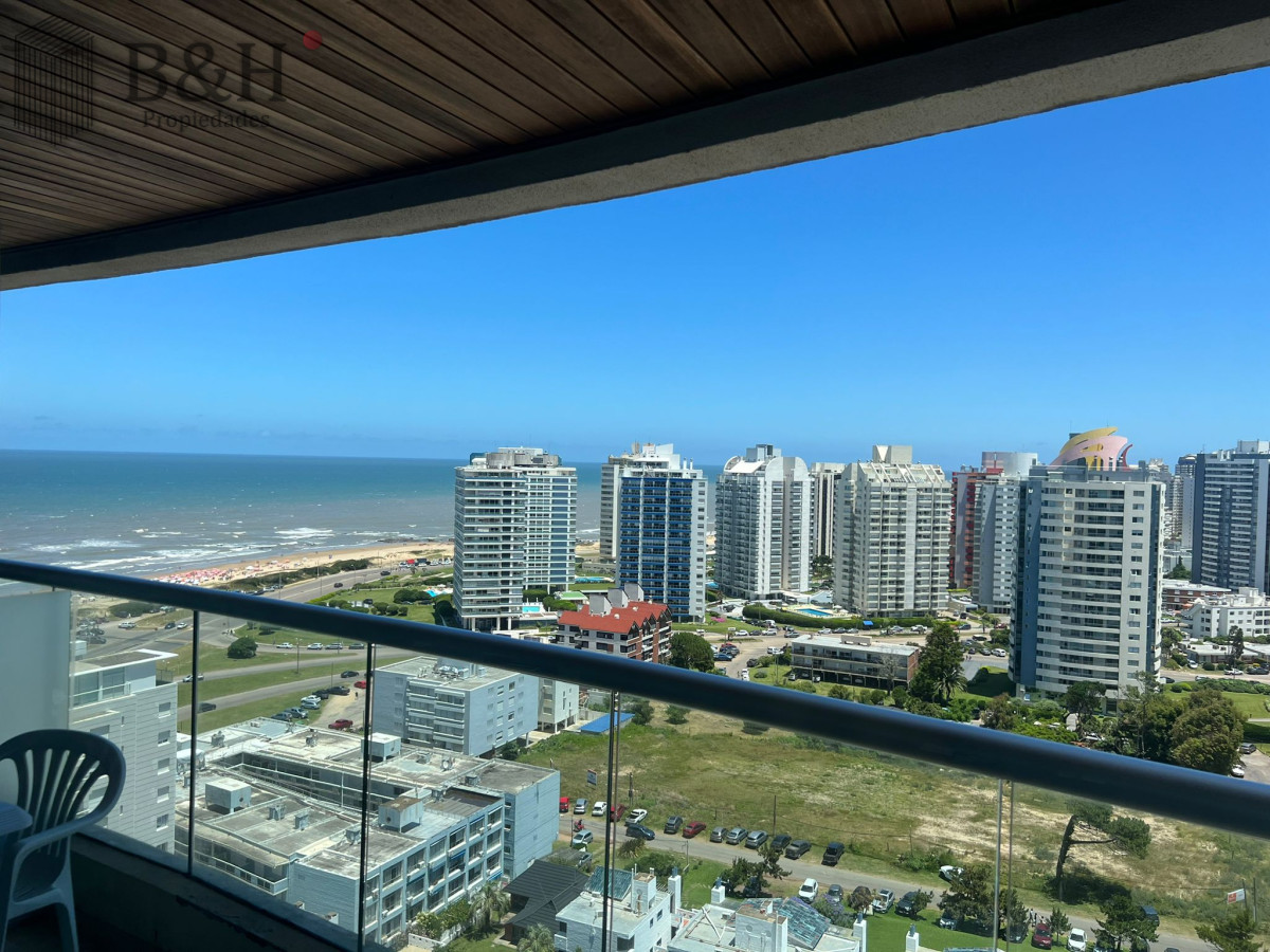 Apartamento ID.7101 - Apartamento en venta de 2 dormitorios en Playa brava , Punta del este 