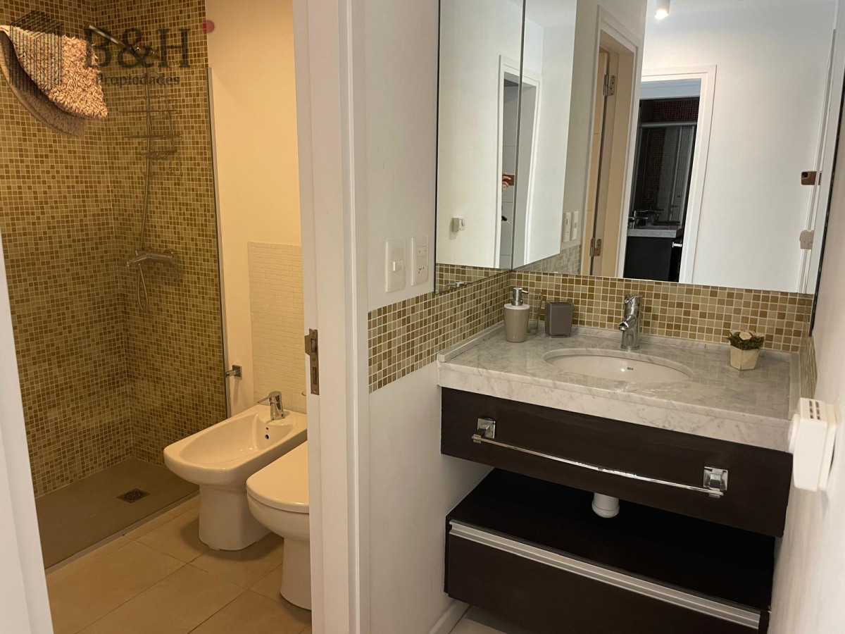 Apartamento ID.7391 - Apartamento en venta de 2 dormitorios en Torre ICON, Punta del este , AIDY GRILL 