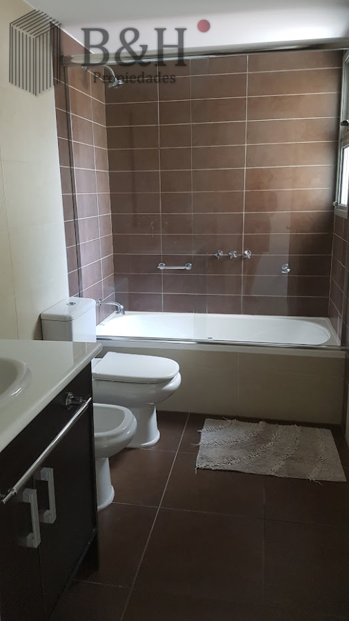 Apartamento ID.7334 - Apartamento de 4 dormitorios en Punta del este , Torre imperiale . Playa brava 
