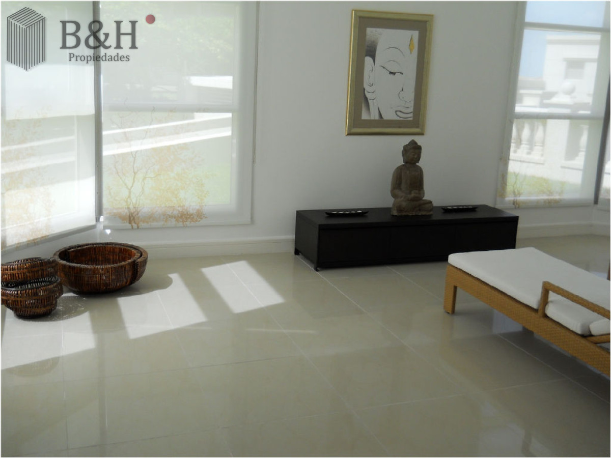 Apartamento ID.3653 - Brava, 3 dormitorios y dependencia