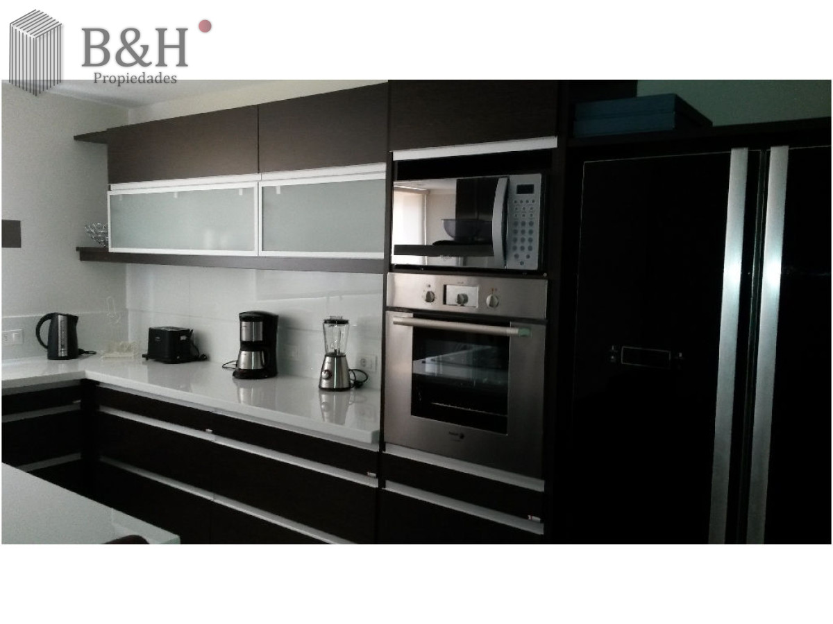 Apartamento ID.7334 - Apartamento de 4 dormitorios en Punta del este , Torre imperiale . Playa brava 