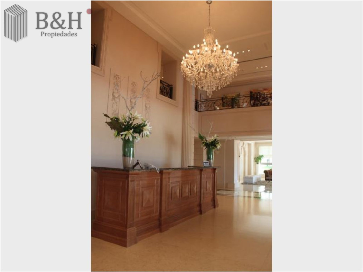Apartamento ID.7334 - Apartamento de 4 dormitorios en Punta del este , Torre imperiale . Playa brava 
