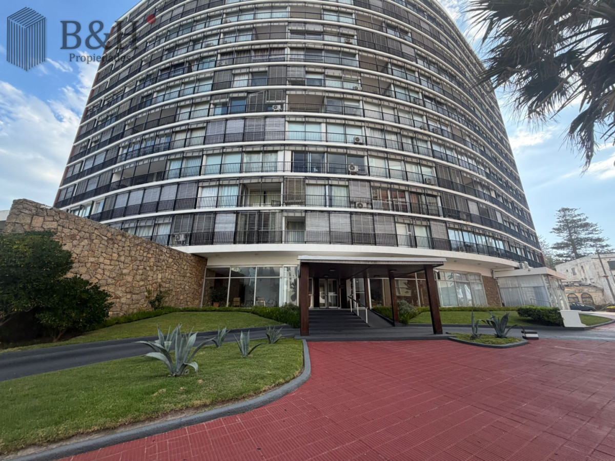 Apartamento ID.7433 - Apartamento en venta de 1 dormitorios en Punta del este , Península 