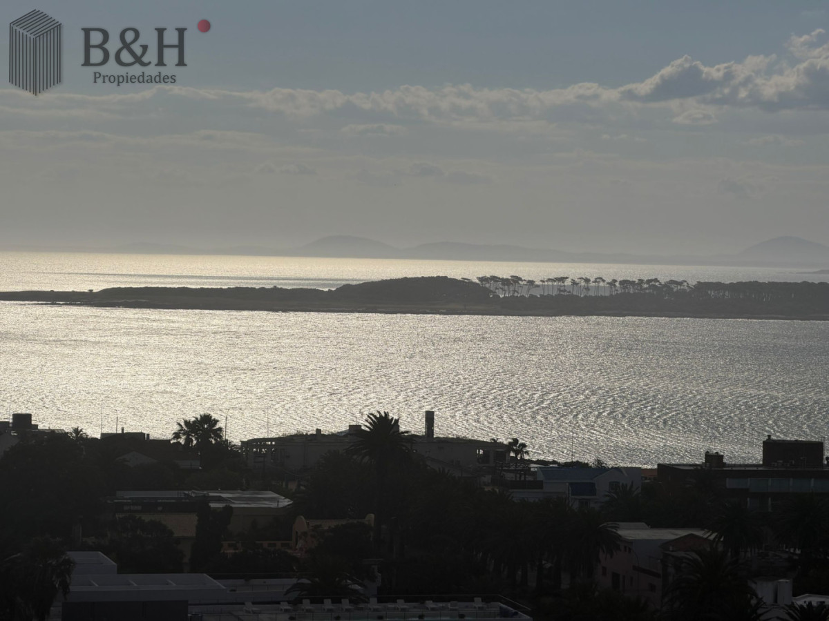 Apartamento ID.7433 - Apartamento en venta de 1 dormitorios en Punta del este , Península 