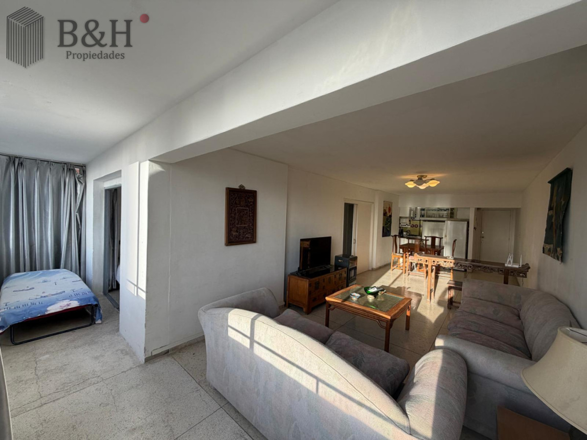 Apartamento ID.7281 - Apartamento de 2 dormitorios y medio en Punta del este , Gorlero , Península 