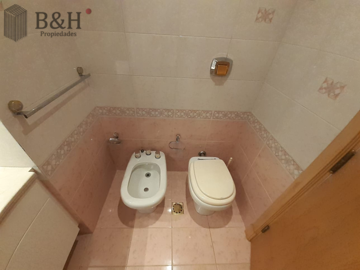 Apartamento ID.6755 - Apartamento en venta de 3 dormitorios en Punta del este , Playa brava , 