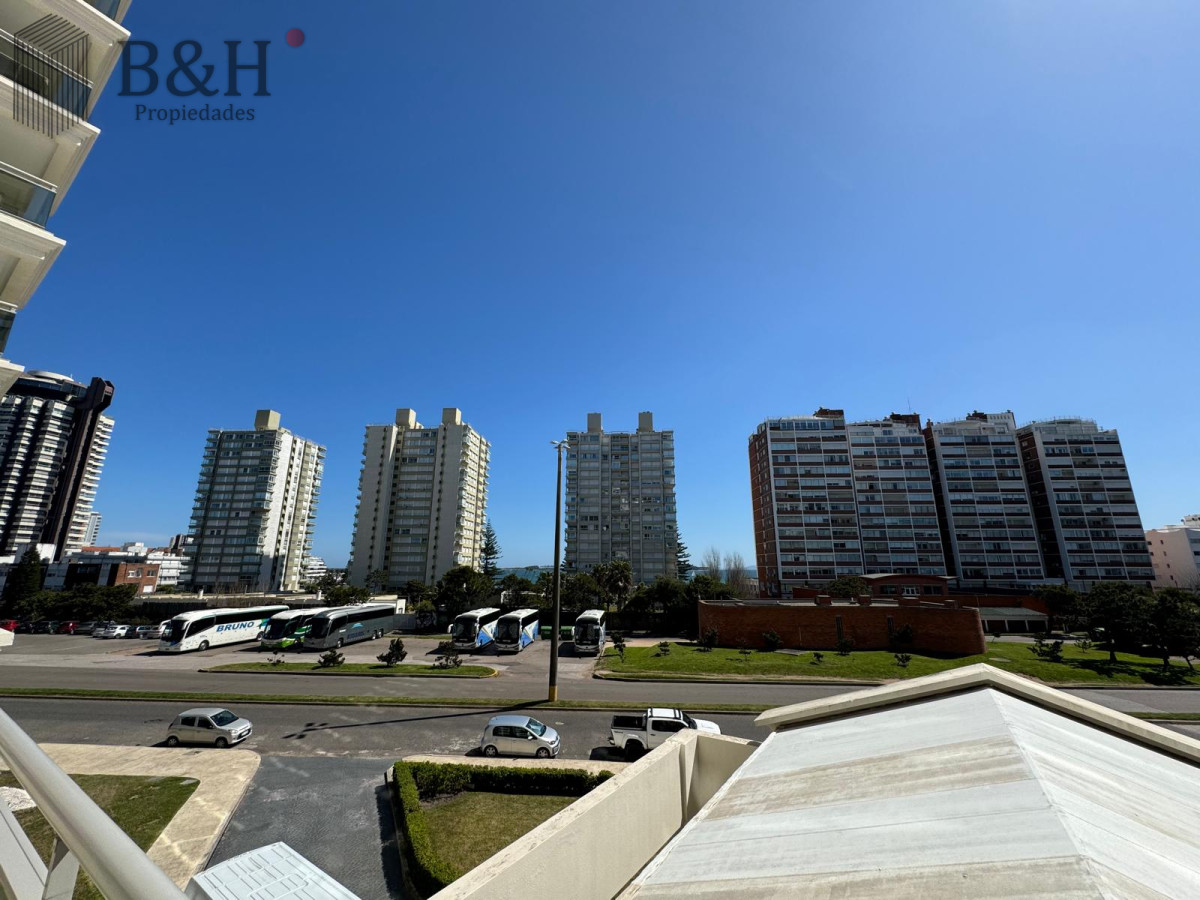 Apartamento ID.3652 - Apartamento en torre de lujo