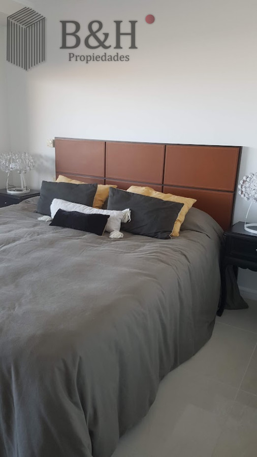 Apartamento ID.7334 - Apartamento de 4 dormitorios en Punta del este , Torre imperiale . Playa brava 