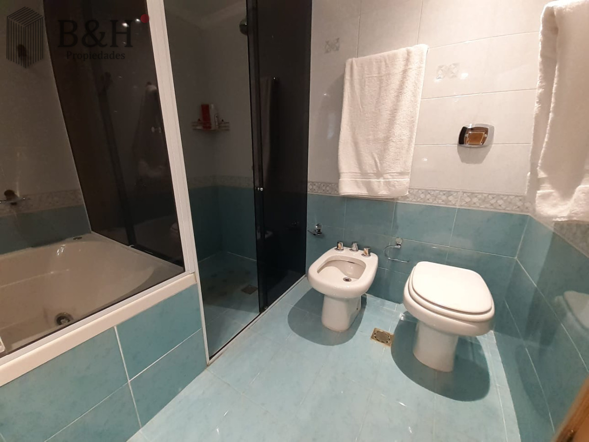 Apartamento ID.6755 - Apartamento en venta de 3 dormitorios en Punta del este , Playa brava , 
