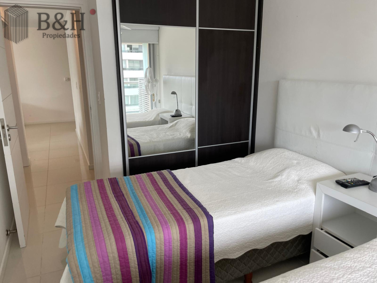 Apartamento ID.7391 - Apartamento en venta de 2 dormitorios en Torre ICON, Punta del este , AIDY GRILL 