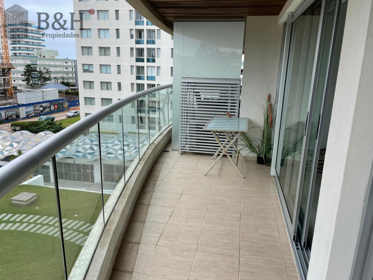 Apartamento ID.7391 - Apartamento en venta de 2 dormitorios en Torre ICON, Punta del este , AIDY GRILL 