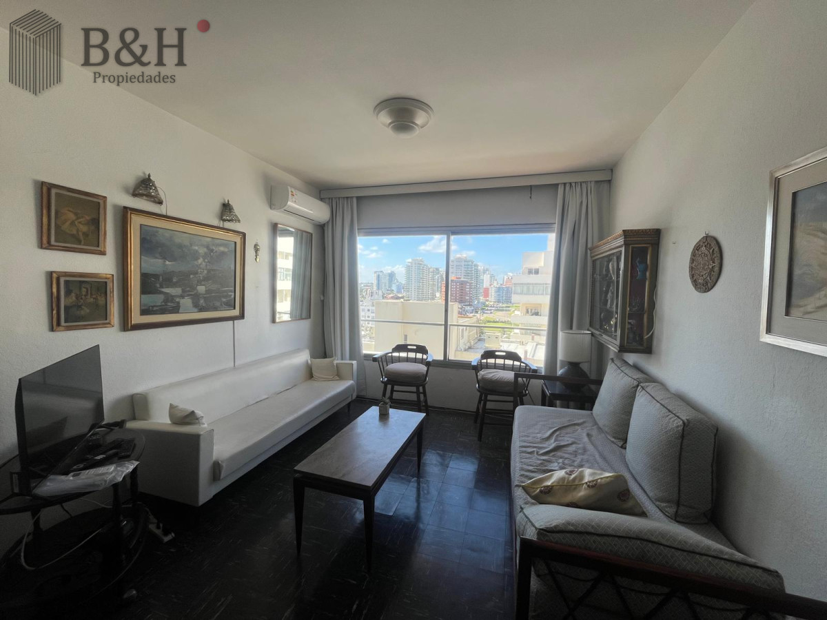 Apartamento ID.7470 - Apartamento en Venta de 1 dormitorio en Península , Punta del este , Santos Dumont  
