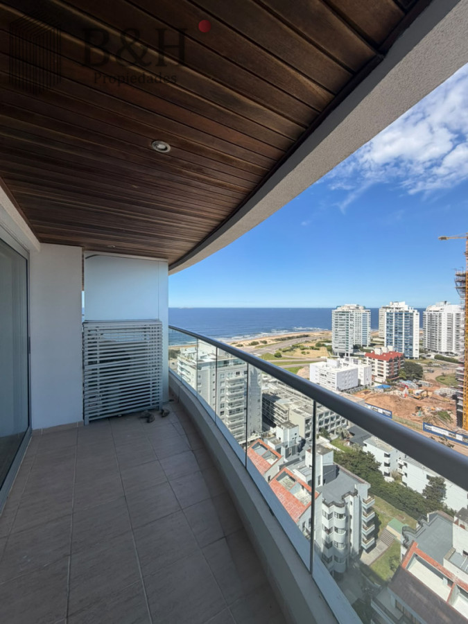 Apartamento ID.7101 - Apartamento en venta de 2 dormitorios en Playa brava , Punta del este 