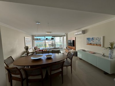 Apartamento en torre de lujo