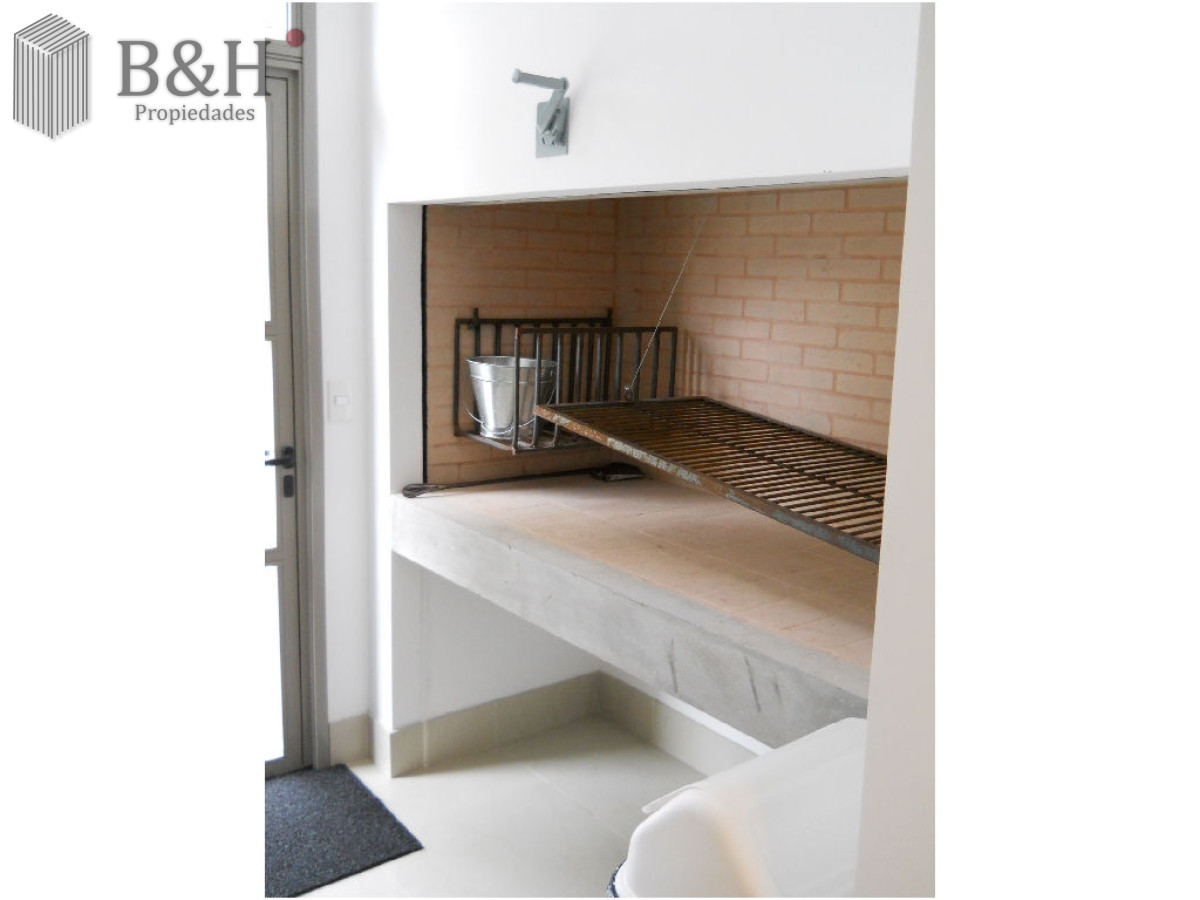 Apartamento ID.5978 - Apartamento en Alquiler de 3 Dormitorios en Punta del este , Playa Brava , Torre Imperiale 