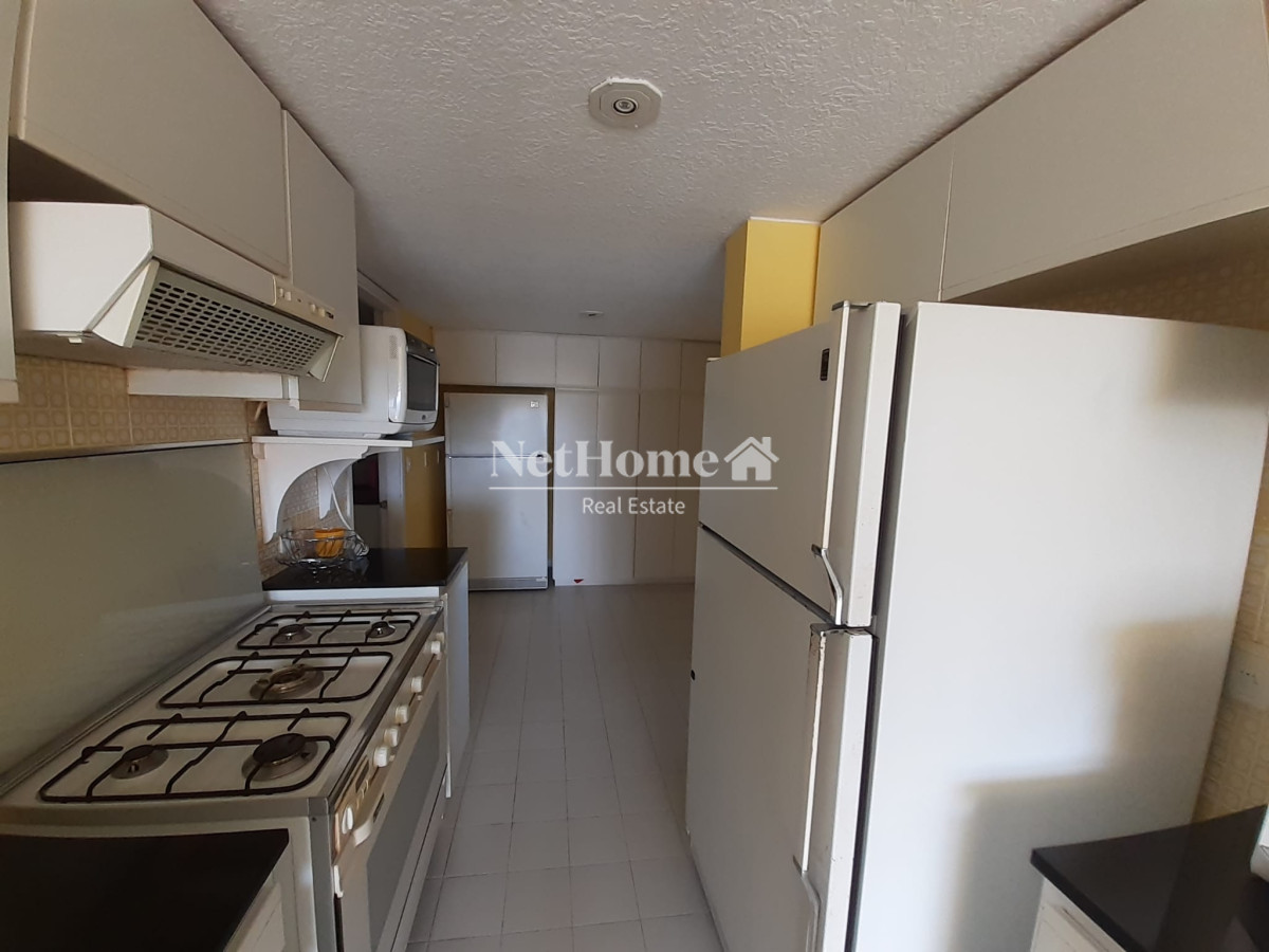 Apartamento ID.106 - Playa Brava Apartamento 3 Dormitorios en Primera Línea