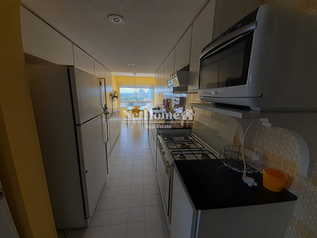 Apartamento ID.106 - Playa Brava Apartamento 3 Dormitorios en Primera Línea