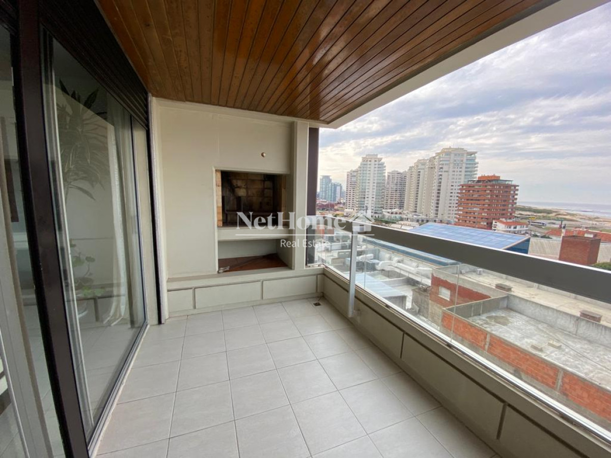 Apartamento ID.110 - Península Apartamento 3 Dormitorios Hermosa vista al Océano