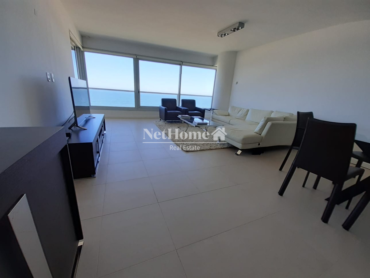 Apartamento ID.395 - Playa Brava Apartamento 2 Suites Vista al Océano.