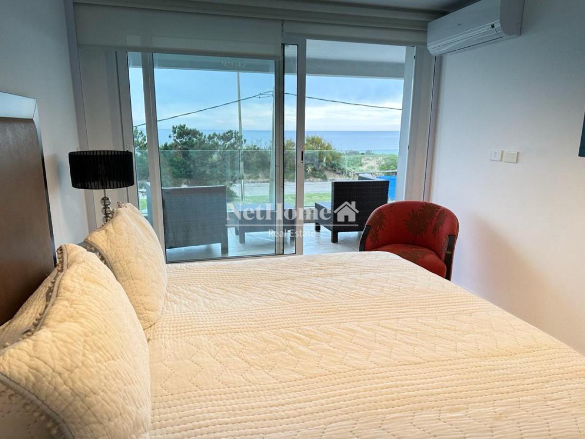 Apartamento ID.84 - Playa Mansa Apartamento 2 Dormitorios Frente al Mar 