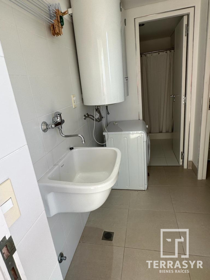Apartamento ID.18 - Apartamento de 2 dormitorios en edificio de categoria