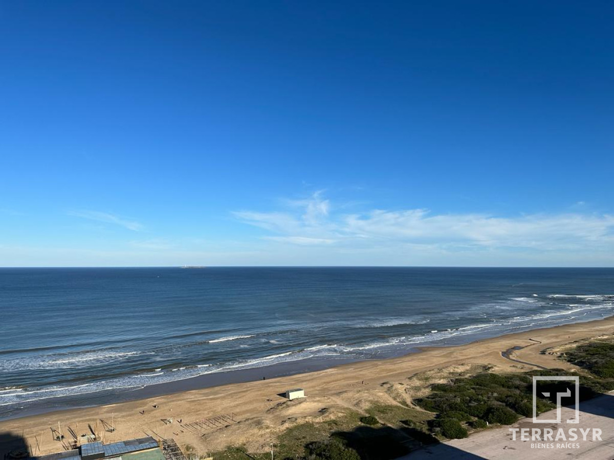 Apartamento ID.18 - Apartamento de 2 dormitorios en edificio de categoria
