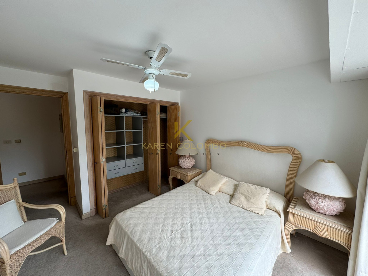 Apartamento ID.21094821 - Brava, 3 dormitorios y dependencia