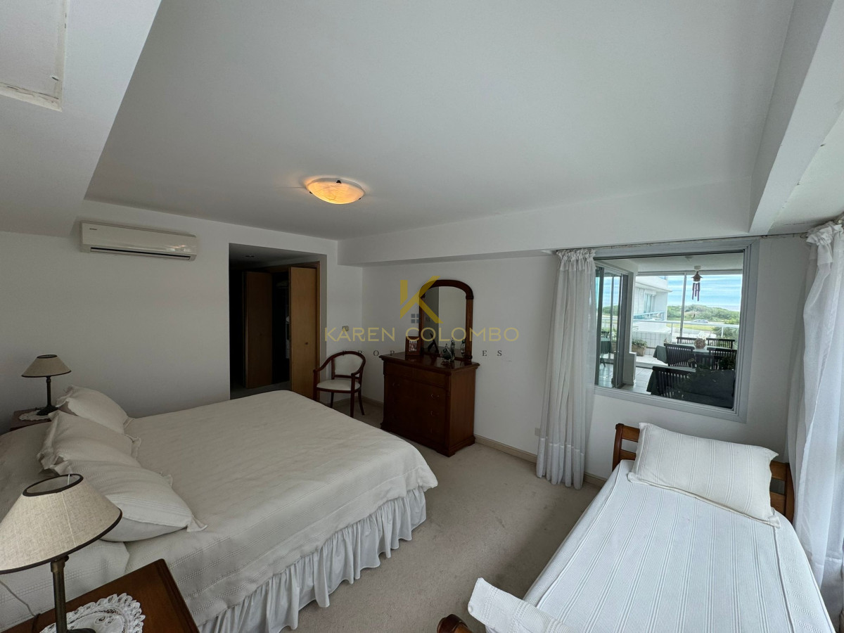 Apartamento ID.21094821 - Brava, 3 dormitorios y dependencia