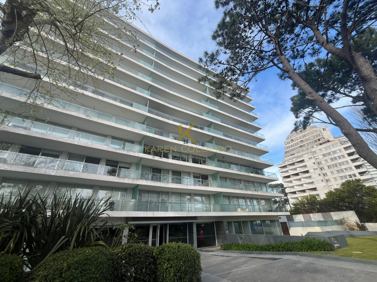 Apartamento ID.21096251 - Apartamento de 2 dormitorios en Edificio Be Punta , Punta del este , Playa Brava 