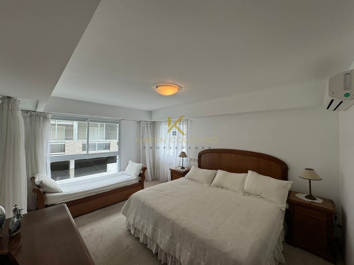 Apartamento ID.21094821 - Brava, 3 dormitorios y dependencia