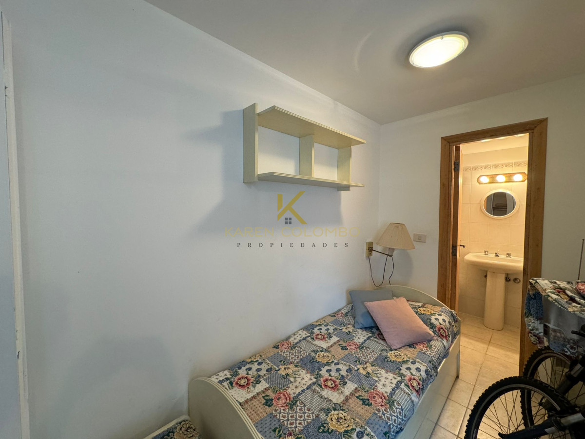 Apartamento ID.21094821 - Brava, 3 dormitorios y dependencia
