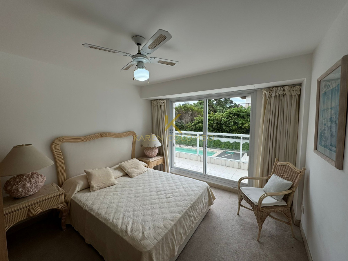 Apartamento ID.21094821 - Brava, 3 dormitorios y dependencia