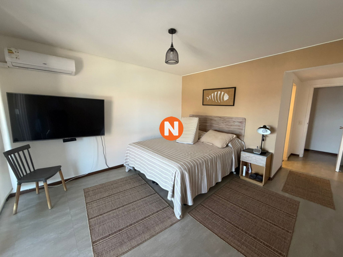 Apartamento Ref.225406 - Apartamento en Venta de 3 dormitorio en Punta del este . Playa mansa , Parada 1 