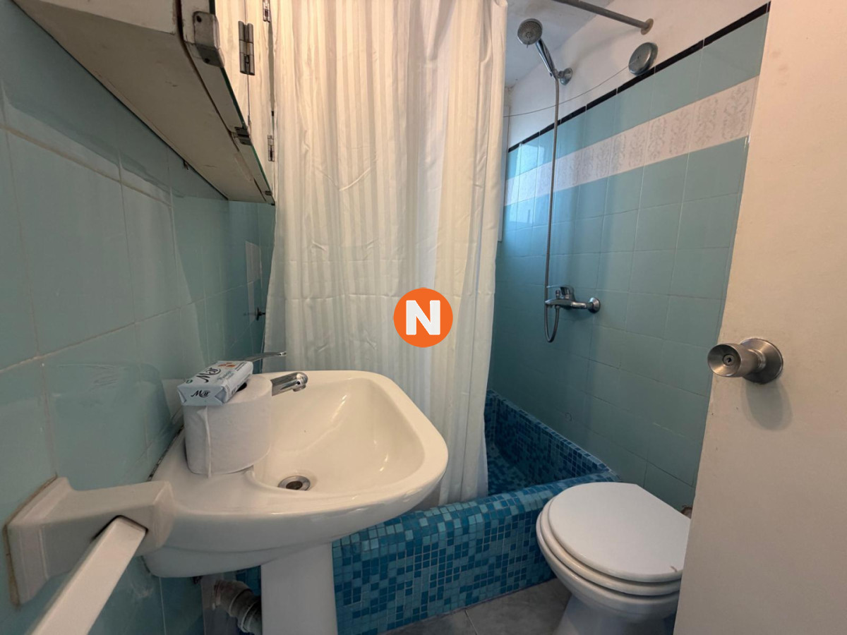 Apartamento Ref.225404 - Apartamento en Venta de 2 dormitorios y medio en Punta del este , Gorlero , Península 