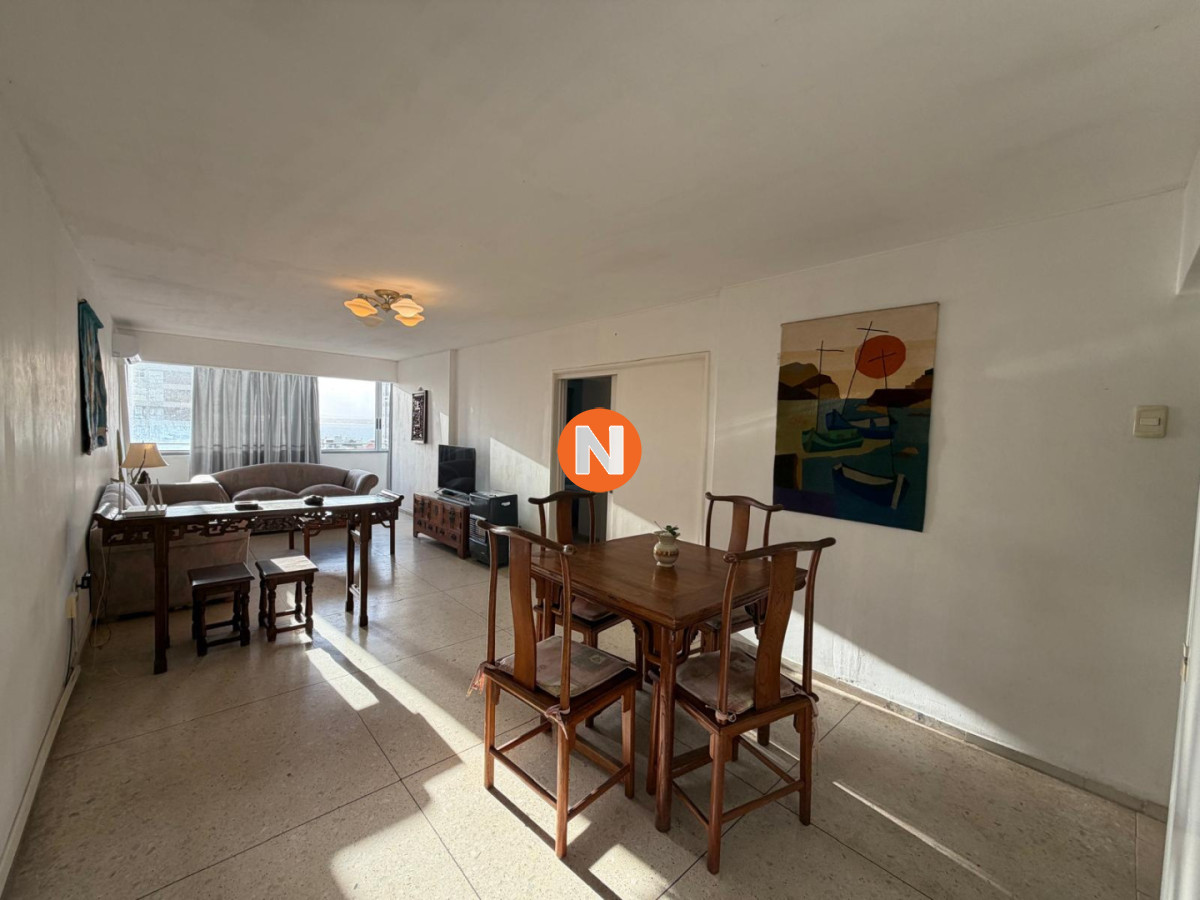 Apartamento Ref.225404 - Apartamento en Venta de 2 dormitorios y medio en Punta del este , Gorlero , Península 