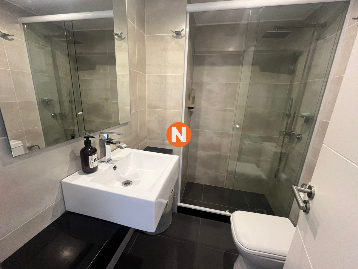 Apartamento Ref.225063 - Apartamento en Venta de 2 dormitorios en Punta del este , Península , Gorlero 