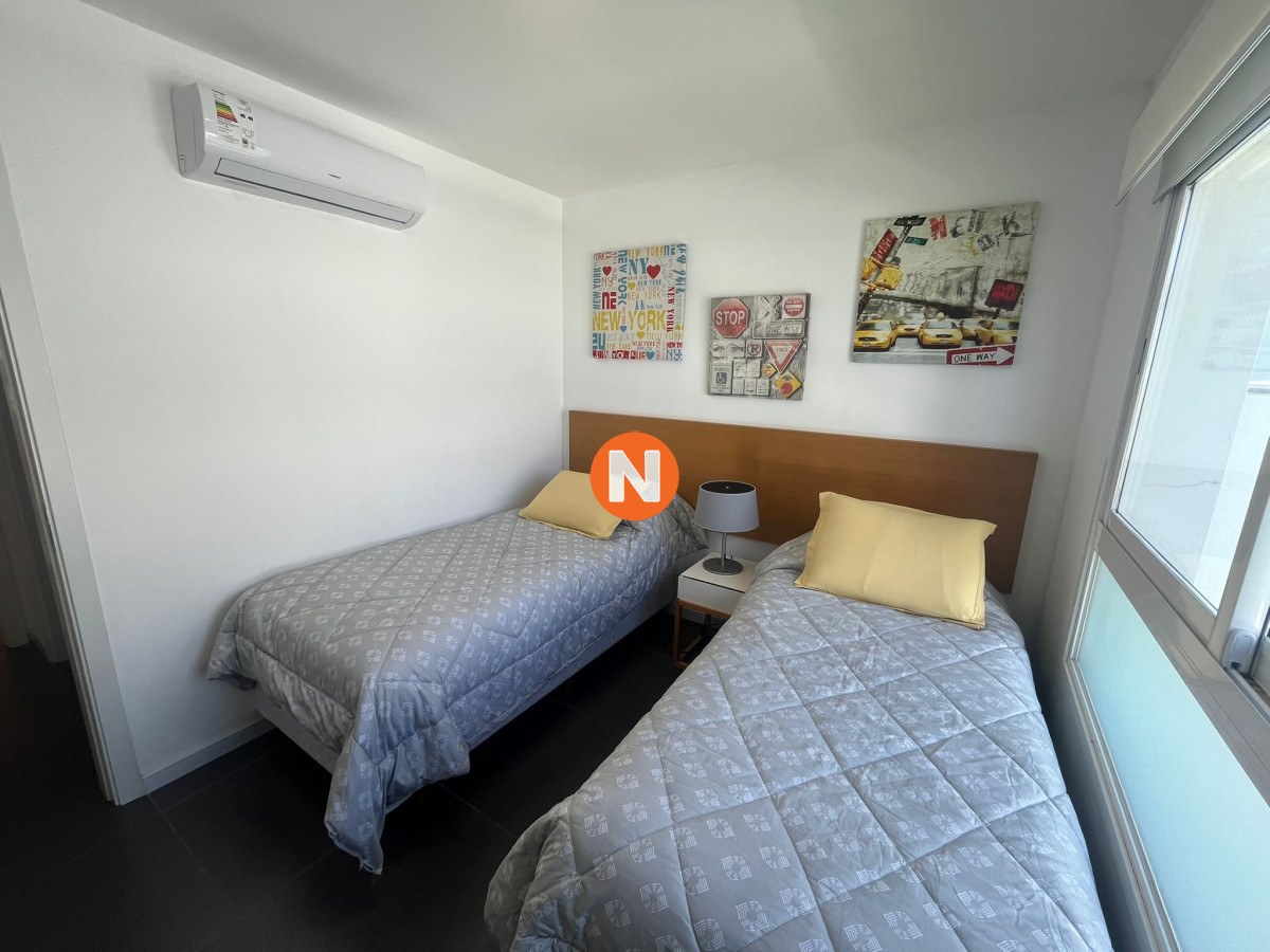 Apartamento Ref.225063 - Apartamento en Venta de 2 dormitorios en Punta del este , Península , Gorlero 