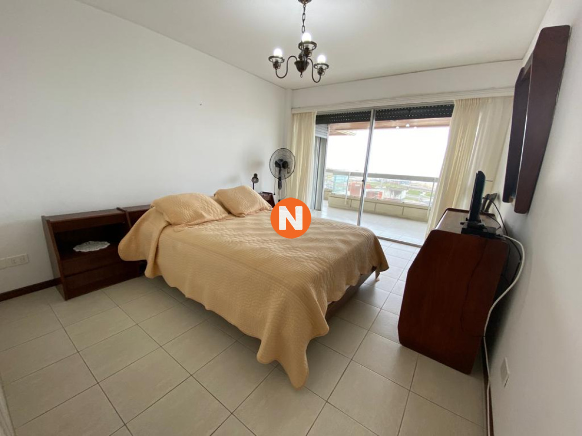 Apartamento Ref.220946 - Torre icono de Punta del Este