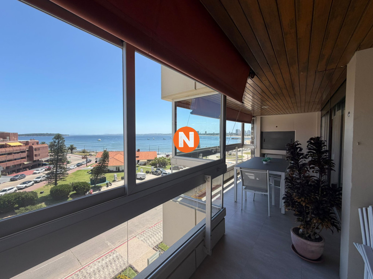 Apartamento Ref.225406 - Apartamento en Venta de 3 dormitorio en Punta del este . Playa mansa , Parada 1 