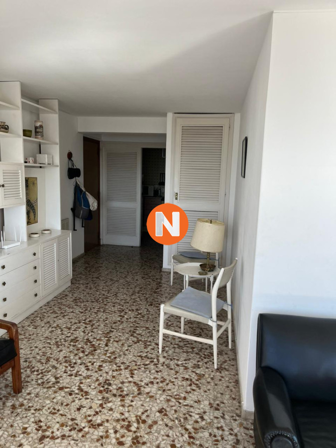 Apartamento Ref.225073 - Apartamento en Venta de 2 dormitorios en Gorlero , Vista al Mar , Punta del este , Península 