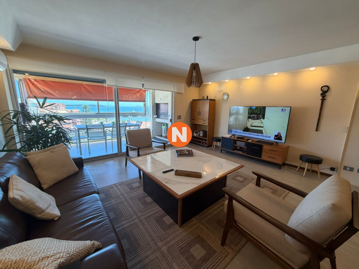 Apartamento Ref.225406 - Apartamento en Venta de 3 dormitorio en Punta del este . Playa mansa , Parada 1 