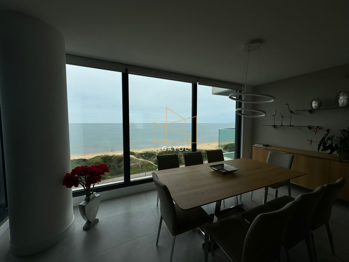 Apartamento ID.484 - Mansa frente al mar parada 18 calidad premium