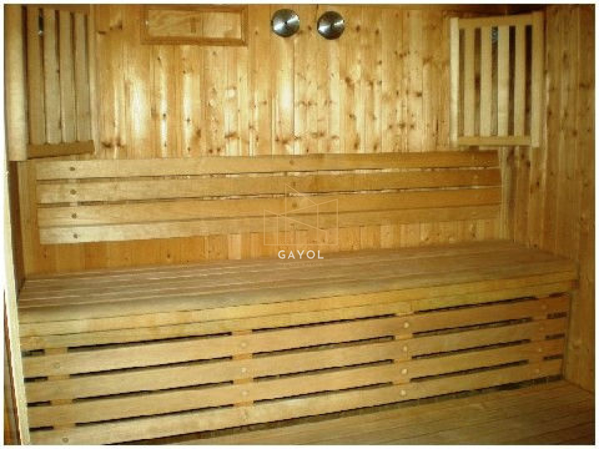 Apartamento ID.1072 - Apartamento en Venta de 3 dormitorios en Punta del este , Playa Brava , Torre Nueva York , Vista al mar 