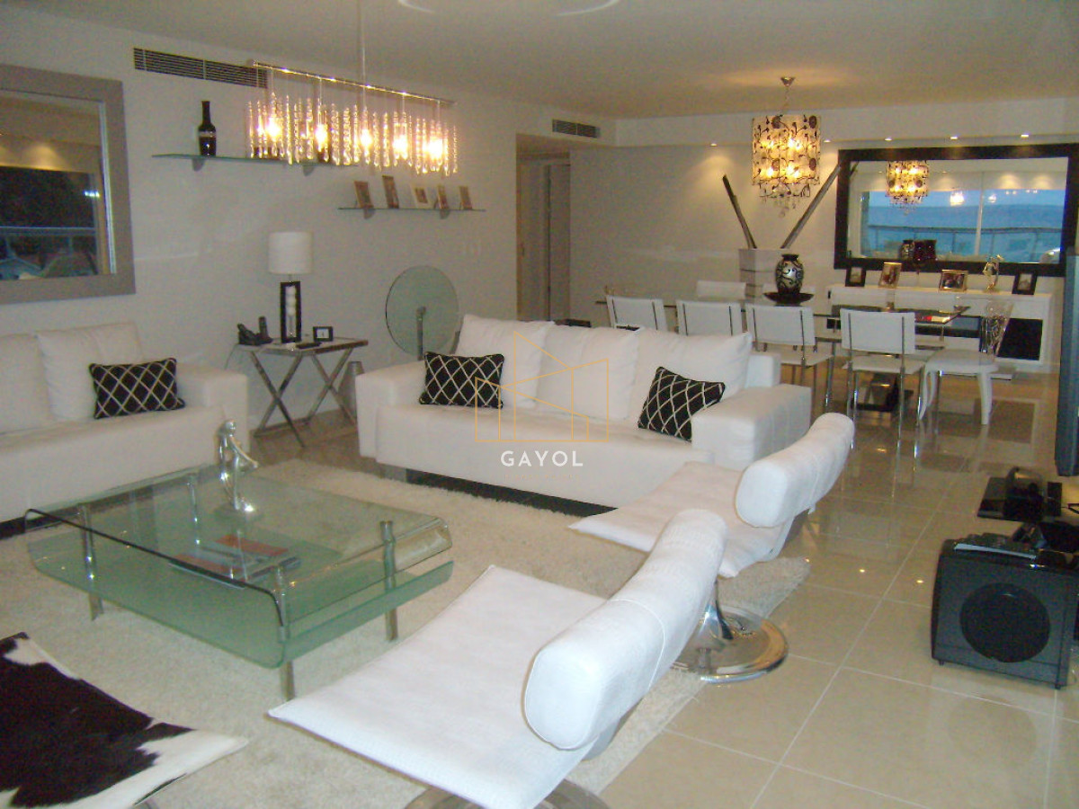 Apartamento ID.483 - Apartamento en Mansa, 3 dormitorios *