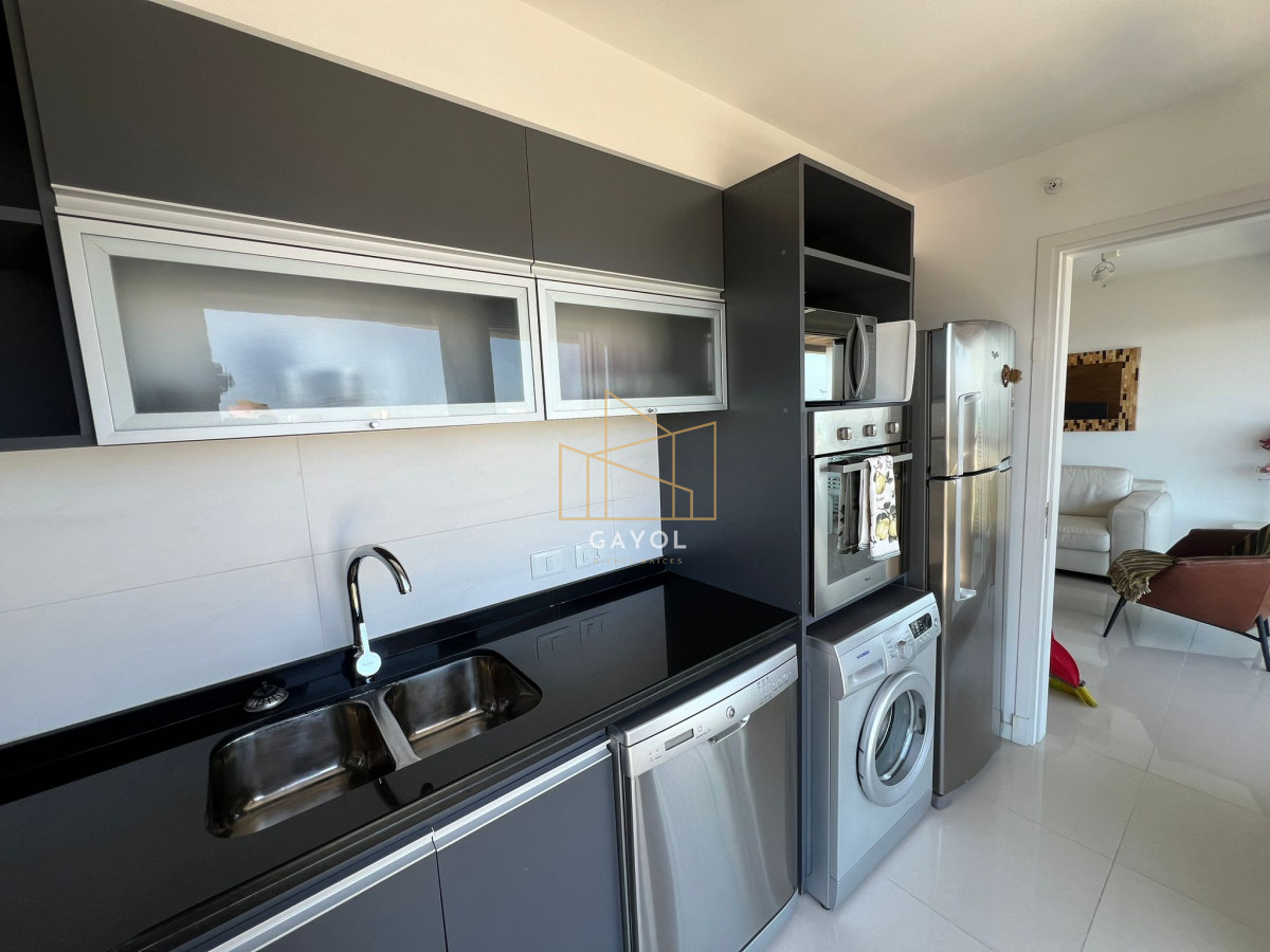 Apartamento ID.1254 - Apartamento en venta de 2 dormitorios en Playa brava , Punta del este 